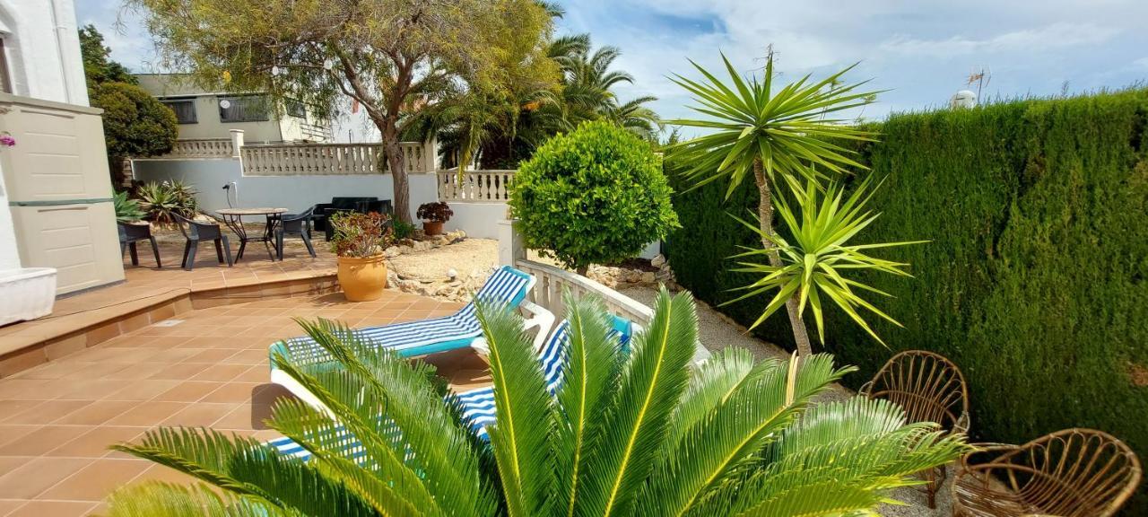 Villa Totalmente Independiente Con Piscina Comunitaria Calp Exterior foto