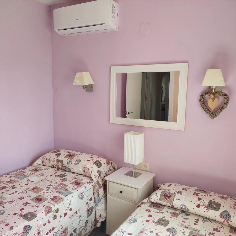 Villa Totalmente Independiente Con Piscina Comunitaria Calp Exterior foto